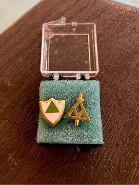 Kappa Delta Pledge & Sorority Pins